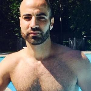 Meet your Posher, Adam